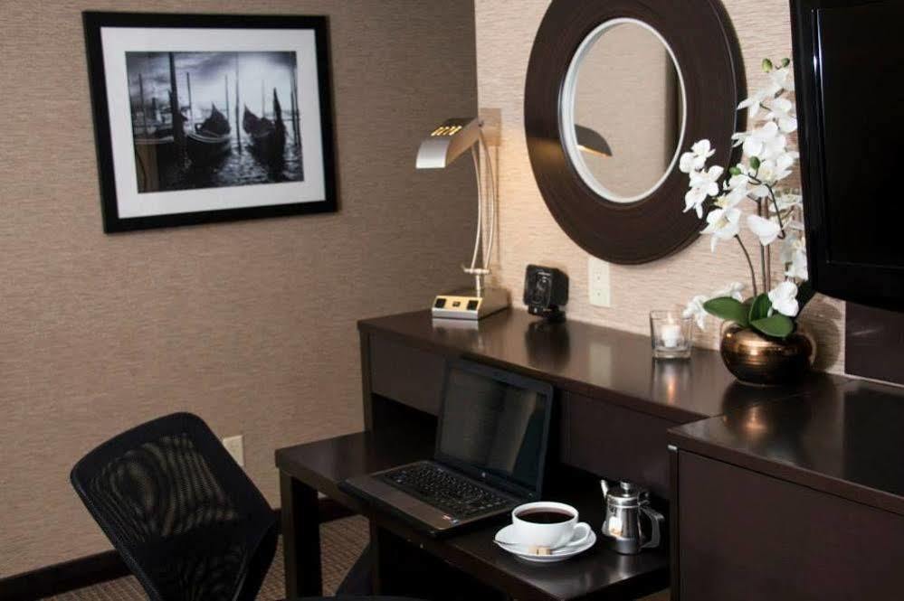 夸特罗会议酒店中心酒店-埃森德典藏酒店成员 苏圣玛丽 外观 照片